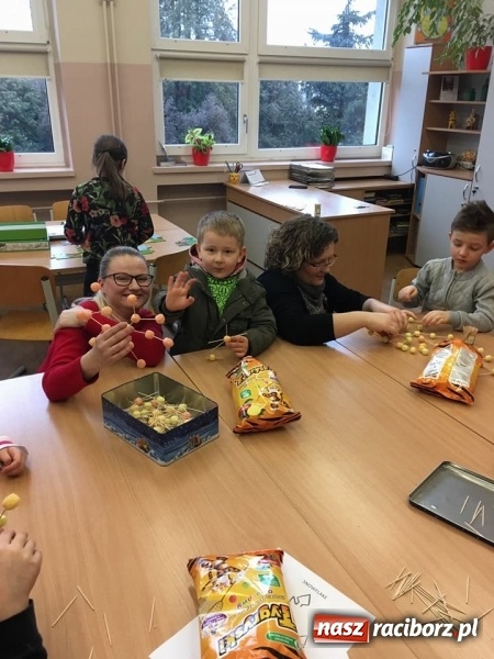 Zdjęcie w galerii na portalu naszraciborz.pl: Dzień Otwartych Drzwi w szkole na Ostrogu wiadomości z regionu