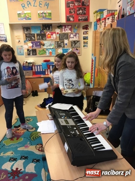 Zdjęcie w galerii na portalu naszraciborz.pl: Dzień Otwartych Drzwi w szkole na Ostrogu wiadomości z regionu