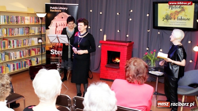 Zdjęcie w galerii na portalu naszraciborz.pl: Reminiscencje, czyli melodie znane i lubiane w bibliotece wiadomości z regionu