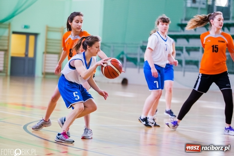 Zdjęcie w galerii na portalu naszraciborz.pl: Koszykarki I LO najlepsze w miejskich finałach wiadomości z regionu
