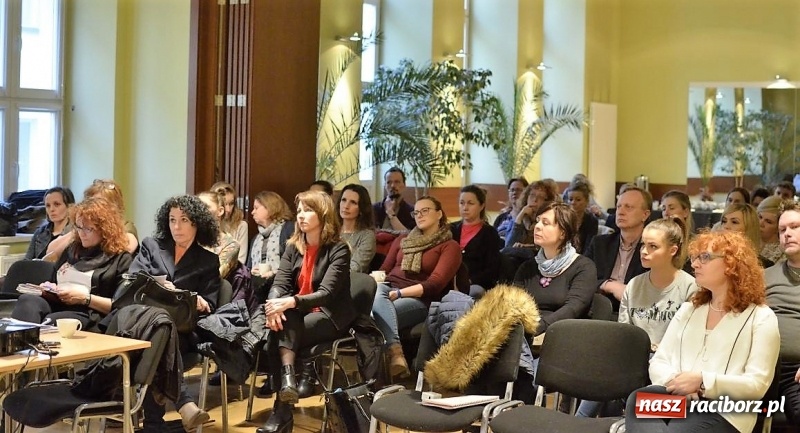 Zdjęcie w galerii na portalu naszraciborz.pl: Spotkanie dotyczące programu Operator Kultury w RCK wiadomości z regionu