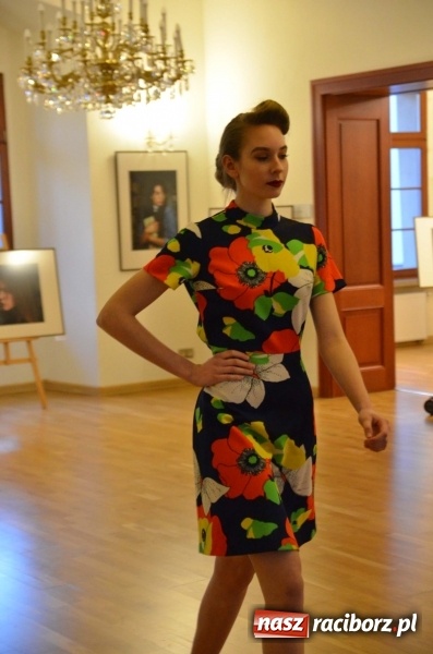 Zdjęcie w galerii na portalu naszraciborz.pl: Kobieta zmienną jest - nowa wystawa na zamku  wiadomości z regionu