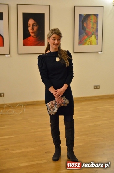 Zdjęcie w galerii na portalu naszraciborz.pl: Kobieta zmienną jest - nowa wystawa na zamku  wiadomości z regionu
