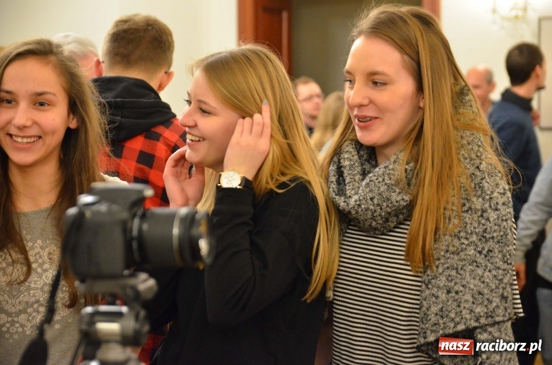 Zdjęcie w galerii na portalu naszraciborz.pl: Kobieta zmienną jest - nowa wystawa na zamku  wiadomości z regionu