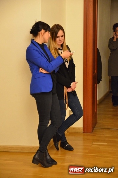 Zdjęcie w galerii na portalu naszraciborz.pl: Kobieta zmienną jest - nowa wystawa na zamku  wiadomości z regionu