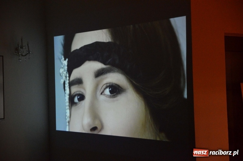 Zdjęcie w galerii na portalu naszraciborz.pl: Kobieta zmienną jest - nowa wystawa na zamku  wiadomości z regionu