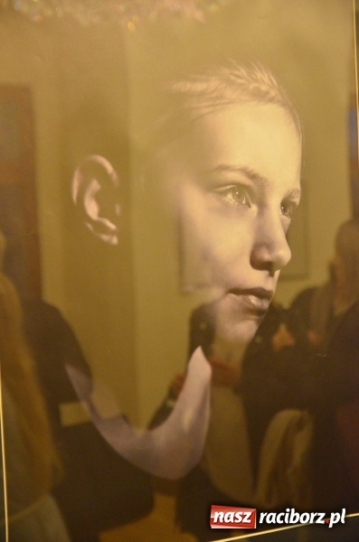 Zdjęcie w galerii na portalu naszraciborz.pl: Kobieta zmienną jest - nowa wystawa na zamku  wiadomości z regionu