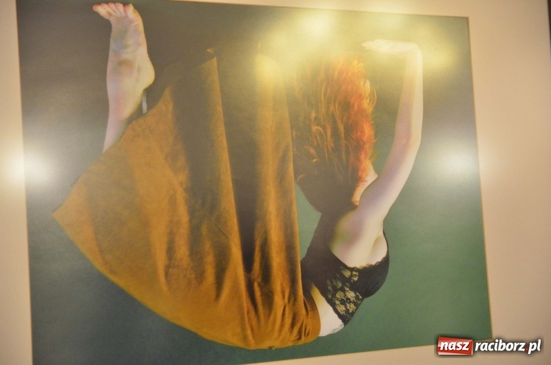 Zdjęcie w galerii na portalu naszraciborz.pl: Kobieta zmienną jest - nowa wystawa na zamku  wiadomości z regionu