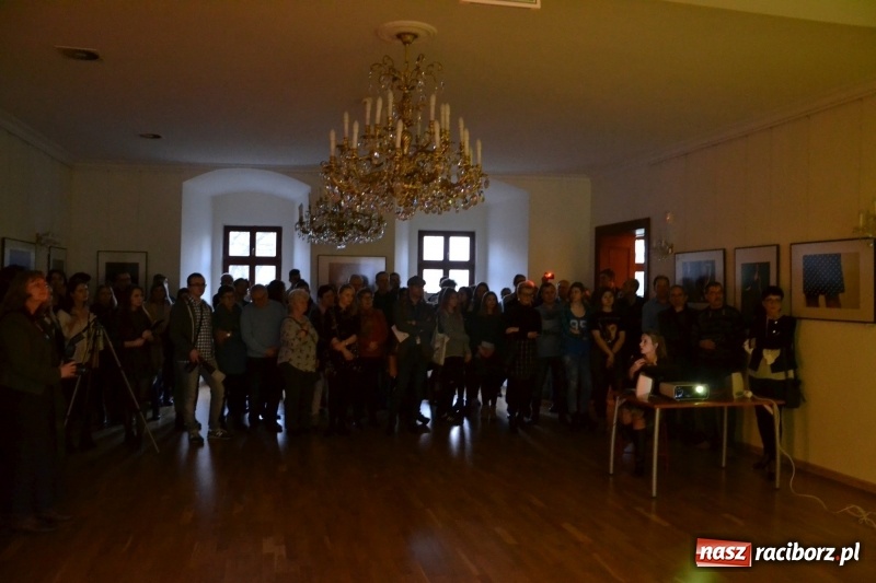 Zdjęcie w galerii na portalu naszraciborz.pl: Kobieta zmienną jest - nowa wystawa na zamku  wiadomości z regionu