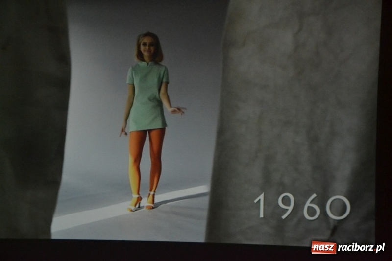 Zdjęcie w galerii na portalu naszraciborz.pl: Kobieta zmienną jest - nowa wystawa na zamku  wiadomości z regionu