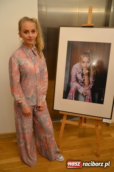 Zdjęcie w galerii na portalu naszraciborz.pl: Kobieta zmienną jest - nowa wystawa na zamku  wiadomości z regionu