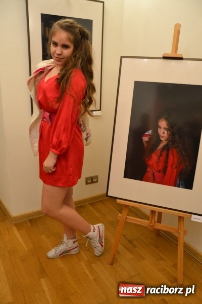 Zdjęcie w galerii na portalu naszraciborz.pl: Kobieta zmienną jest - nowa wystawa na zamku  wiadomości z regionu