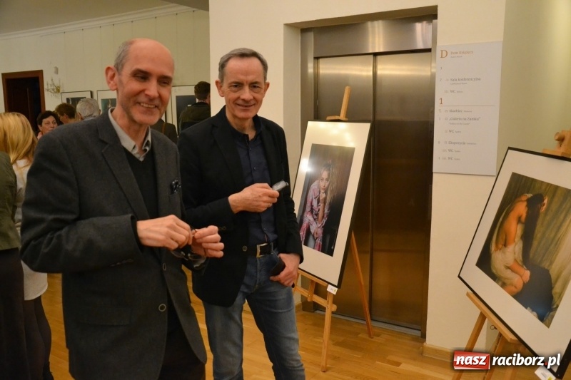 Zdjęcie w galerii na portalu naszraciborz.pl: Kobieta zmienną jest - nowa wystawa na zamku  wiadomości z regionu