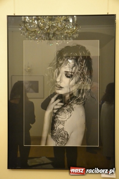 Zdjęcie w galerii na portalu naszraciborz.pl: Kobieta zmienną jest - nowa wystawa na zamku  wiadomości z regionu