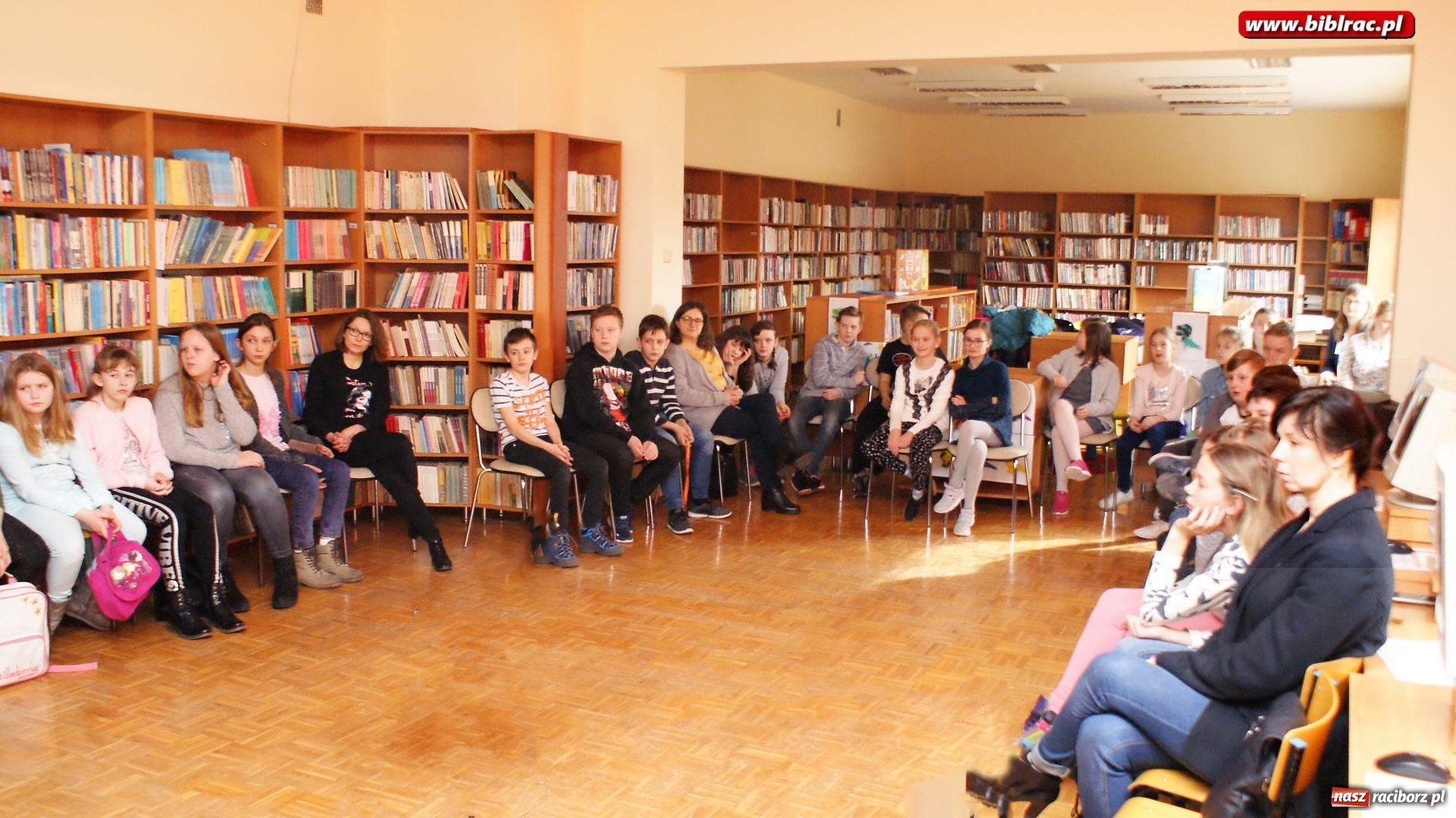 Zdjęcie w galerii na portalu naszraciborz.pl: Świat jest pełen Superbohaterek. Spotkanie z Małgorzatą Frąckiewicz wiadomości z regionu