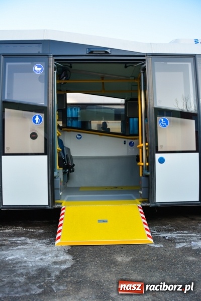 Zdjęcie w galerii na portalu naszraciborz.pl: Raciborski PKS testuje autobusy zasilane gazem wiadomości z regionu