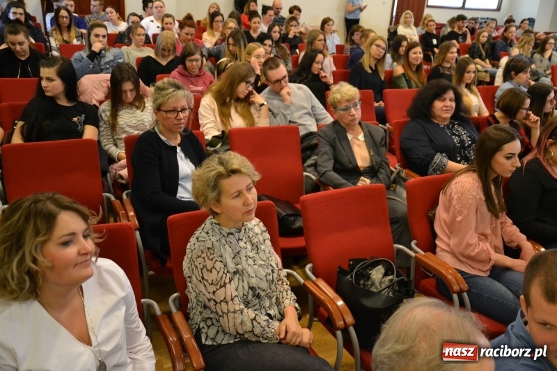 Zdjęcie w galerii na portalu naszraciborz.pl: Raciborskie Dni Urody na Zamku Piastowskim wiadomości z regionu