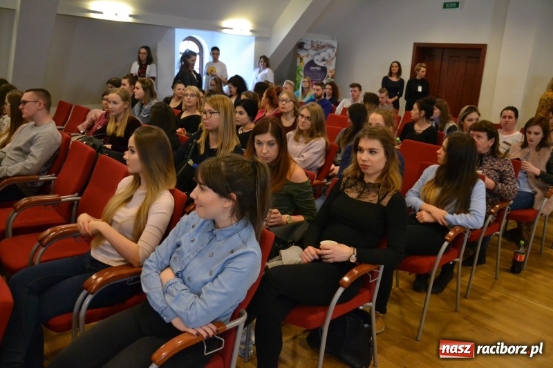 Zdjęcie w galerii na portalu naszraciborz.pl: Raciborskie Dni Urody na Zamku Piastowskim wiadomości z regionu