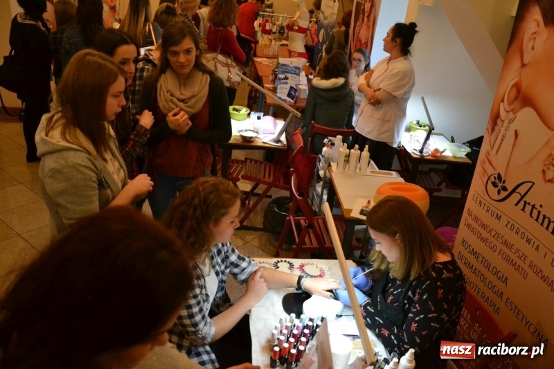 Zdjęcie w galerii na portalu naszraciborz.pl: Raciborskie Dni Urody na Zamku Piastowskim wiadomości z regionu