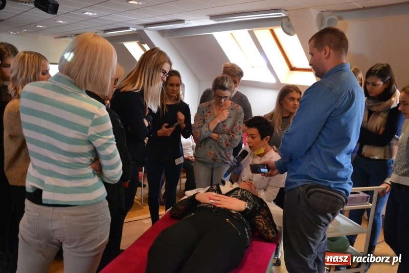 Zdjęcie w galerii na portalu naszraciborz.pl: Raciborskie Dni Urody na Zamku Piastowskim wiadomości z regionu