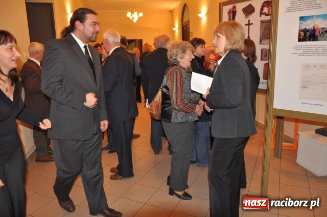 Zdjęcie w galerii na portalu naszraciborz.pl: Strach towarzyszył nam zawsze wiadomości z regionu