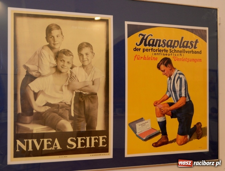 Zdjęcie w galerii na portalu naszraciborz.pl: Nivea jest dobra na wszystko. Nowa wystawa w raciborskim Muzeum wiadomości z regionu