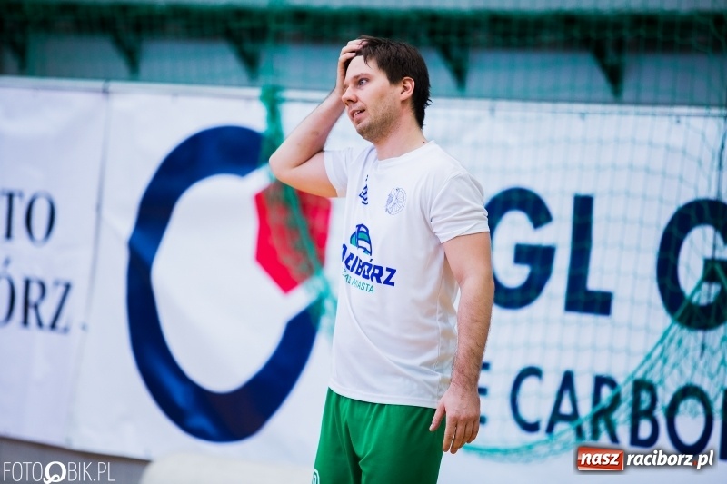 Zdjęcie w galerii na portalu naszraciborz.pl: Siatkarze zakładów pracy i służb mundurowych walczą o Puchar Prezydenta wiadomości z regionu