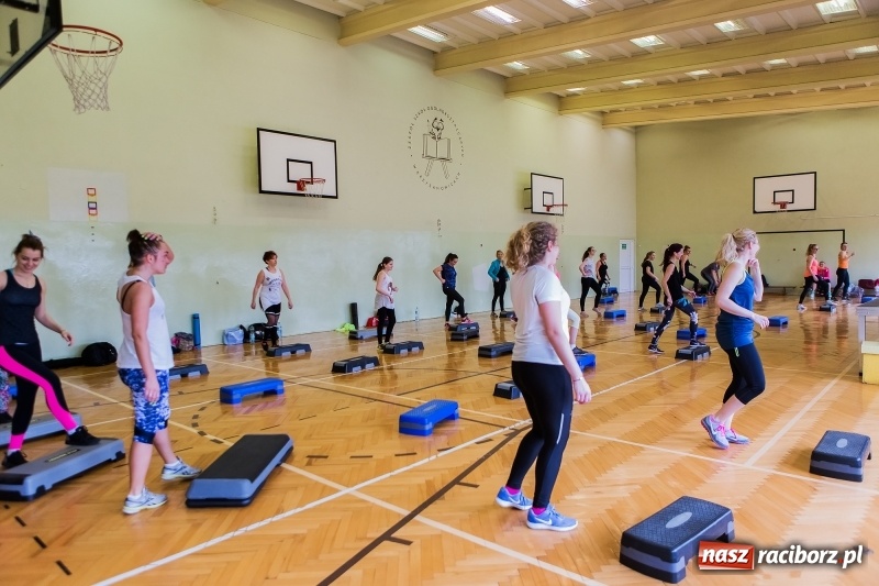 Zdjęcie w galerii na portalu naszraciborz.pl: II Charytatywny Maraton Fitness dla Justyny i Sebastiana wiadomości z regionu