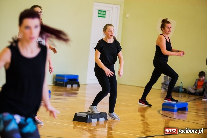 Zdjęcie w galerii na portalu naszraciborz.pl: II Charytatywny Maraton Fitness dla Justyny i Sebastiana wiadomości z regionu
