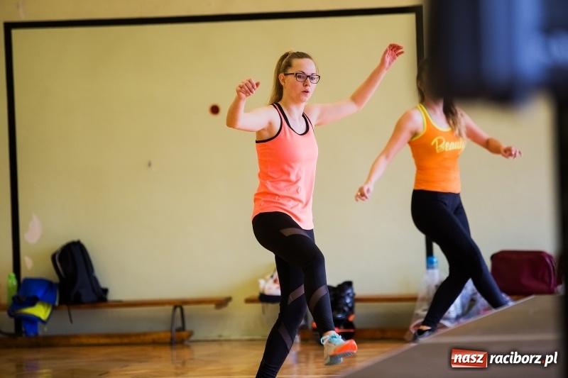 Zdjęcie w galerii na portalu naszraciborz.pl: II Charytatywny Maraton Fitness dla Justyny i Sebastiana wiadomości z regionu