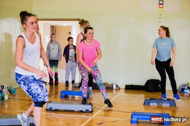 Zdjęcie w galerii na portalu naszraciborz.pl: II Charytatywny Maraton Fitness dla Justyny i Sebastiana wiadomości z regionu