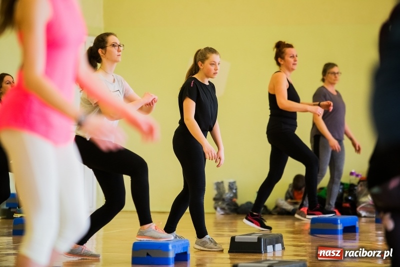 Zdjęcie w galerii na portalu naszraciborz.pl: II Charytatywny Maraton Fitness dla Justyny i Sebastiana wiadomości z regionu