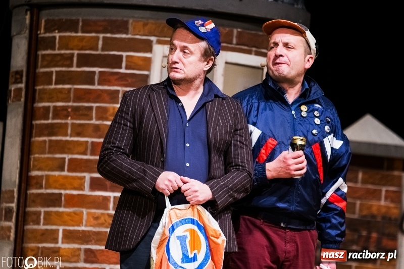 Zdjęcie w galerii na portalu naszraciborz.pl: Kabaret Moralnego Niepokoju bawił w RCK wiadomości z regionu