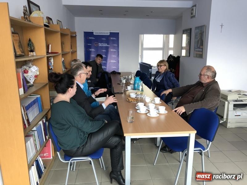 Zdjęcie w galerii na portalu naszraciborz.pl: Gabriela Lenartowicz o zakazie handlu w niedziele: PiS produkuje prawo, które mówi Polakom, jak mają żyć! wiadomości z regionu