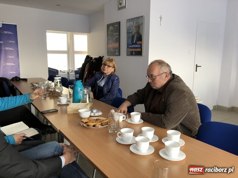 Zdjęcie w galerii na portalu naszraciborz.pl: Gabriela Lenartowicz o zakazie handlu w niedziele: PiS produkuje prawo, które mówi Polakom, jak mają żyć! wiadomości z regionu