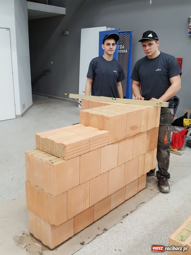 Zdjęcie w galerii na portalu naszraciborz.pl: Sukces techników budownictwa w Ostrawie  wiadomości z regionu