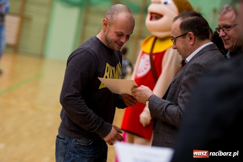 Zdjęcie w galerii na portalu naszraciborz.pl: Eko-Okna po raz trzeci z rzędu najlepsze w Turnieju Zakładów Pracy i Służb Mundurowych wiadomości z regionu
