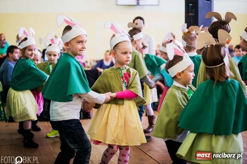 Zdjęcie w galerii na portalu naszraciborz.pl: Kiermasz Wielkanocny w Borucinie wiadomości z regionu