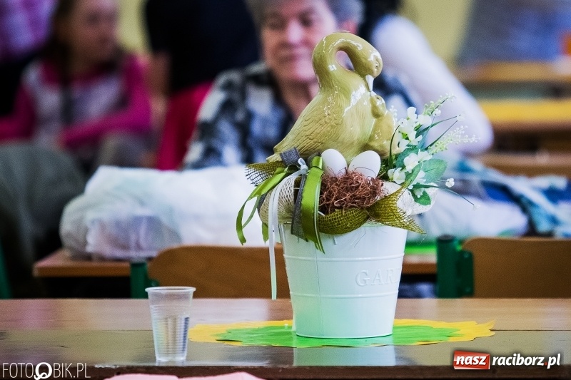 Zdjęcie w galerii na portalu naszraciborz.pl: Kiermasz Wielkanocny w Borucinie wiadomości z regionu