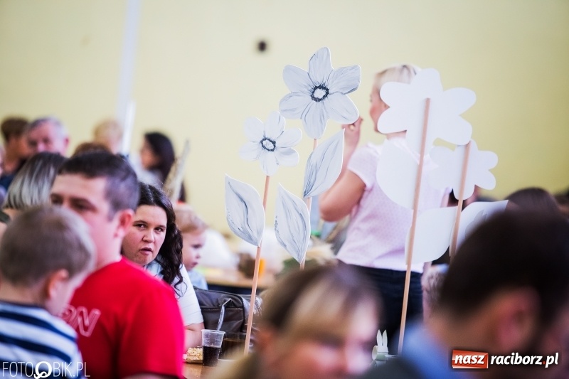 Zdjęcie w galerii na portalu naszraciborz.pl: Kiermasz Wielkanocny w Borucinie wiadomości z regionu