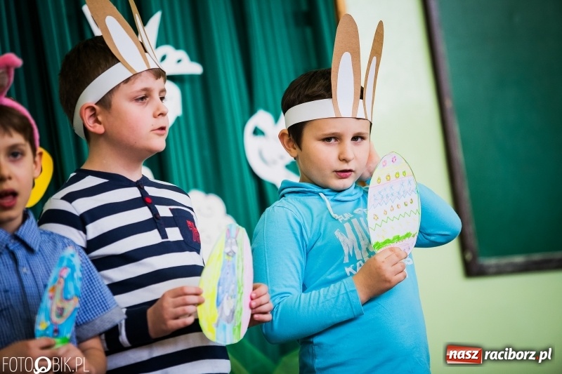 Zdjęcie w galerii na portalu naszraciborz.pl: Kiermasz Wielkanocny w Borucinie wiadomości z regionu
