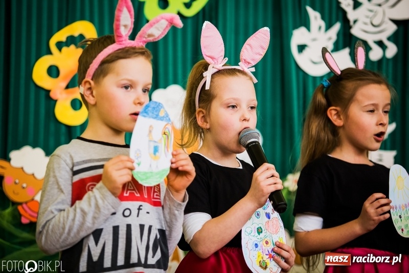 Zdjęcie w galerii na portalu naszraciborz.pl: Kiermasz Wielkanocny w Borucinie wiadomości z regionu