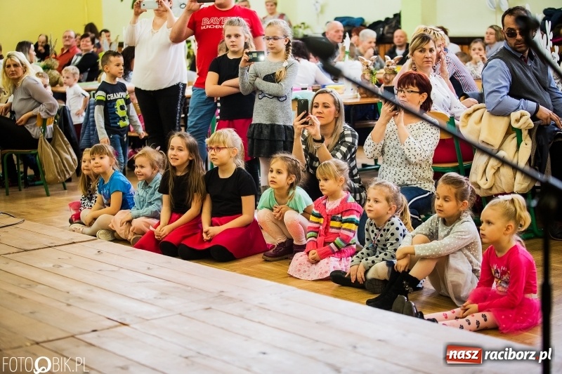 Zdjęcie w galerii na portalu naszraciborz.pl: Kiermasz Wielkanocny w Borucinie wiadomości z regionu