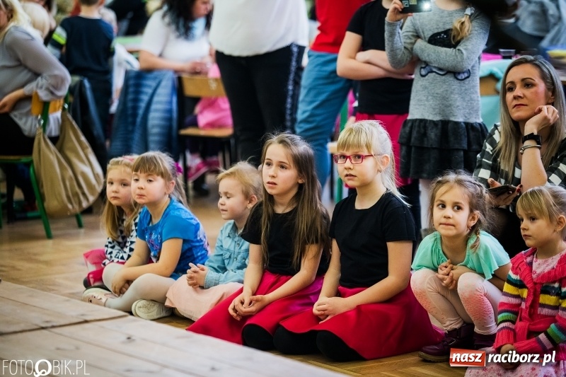 Zdjęcie w galerii na portalu naszraciborz.pl: Kiermasz Wielkanocny w Borucinie wiadomości z regionu