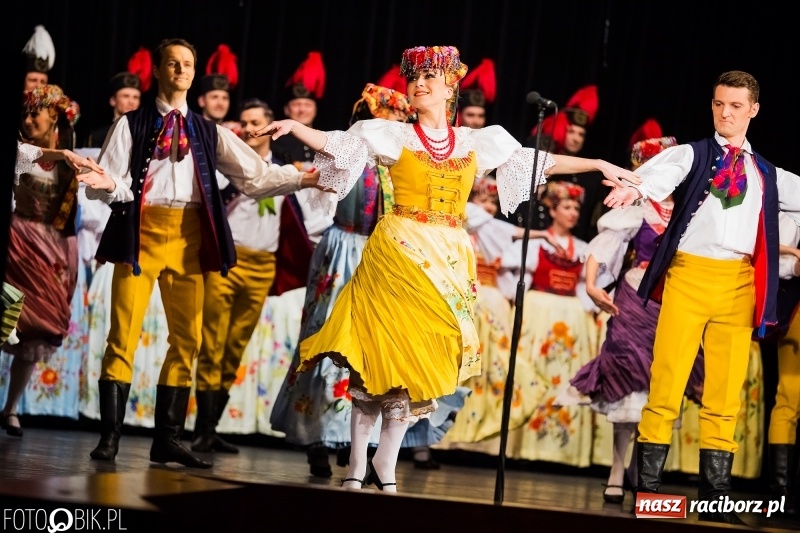 Zdjęcie w galerii na portalu naszraciborz.pl: Zespół Pieśni i Tańca Śląsk wystąpił w RCK wiadomości z regionu