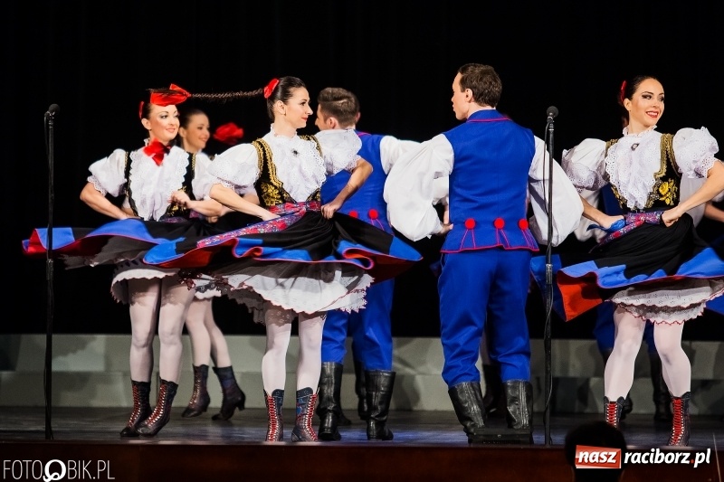 Zdjęcie w galerii na portalu naszraciborz.pl: Zespół Pieśni i Tańca Śląsk wystąpił w RCK wiadomości z regionu