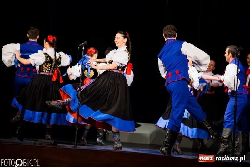 Zdjęcie w galerii na portalu naszraciborz.pl: Zespół Pieśni i Tańca Śląsk wystąpił w RCK wiadomości z regionu
