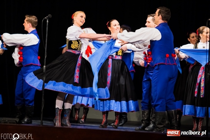 Zdjęcie w galerii na portalu naszraciborz.pl: Zespół Pieśni i Tańca Śląsk wystąpił w RCK wiadomości z regionu