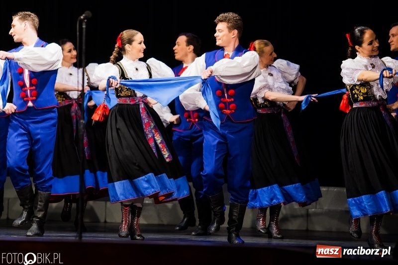 Zdjęcie w galerii na portalu naszraciborz.pl: Zespół Pieśni i Tańca Śląsk wystąpił w RCK wiadomości z regionu