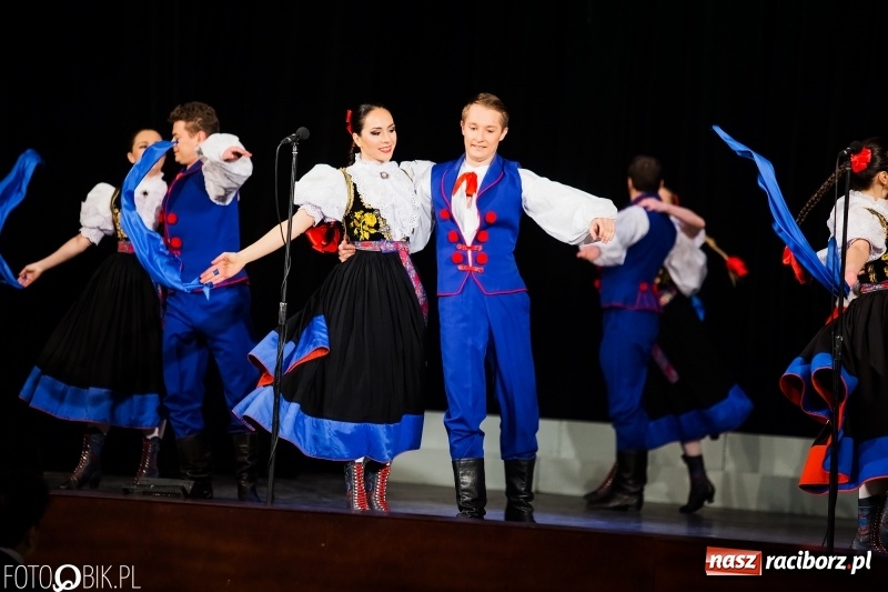 Zdjęcie w galerii na portalu naszraciborz.pl: Zespół Pieśni i Tańca Śląsk wystąpił w RCK wiadomości z regionu